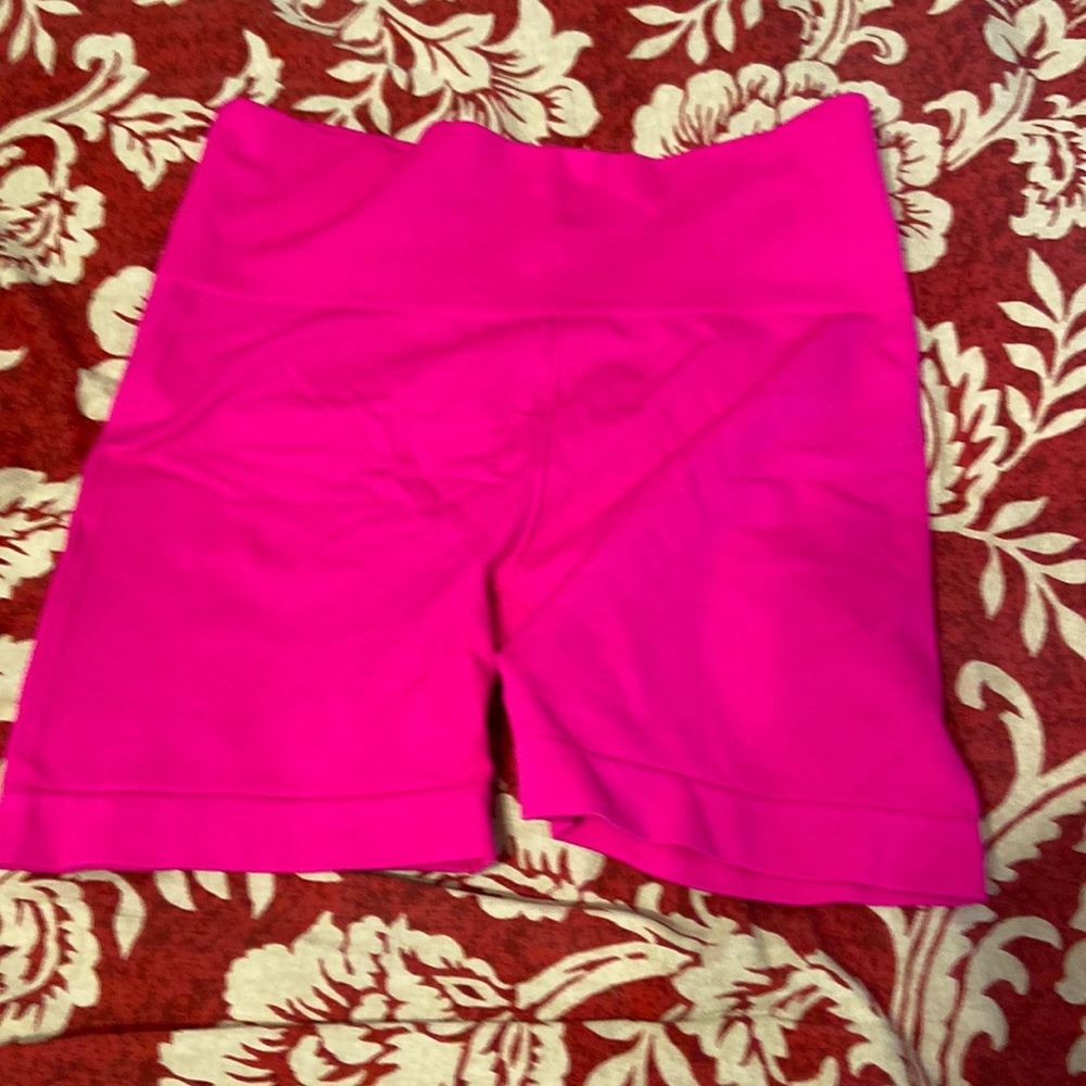 zyia active medium